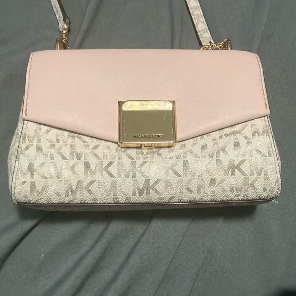 New rarely used bag mK